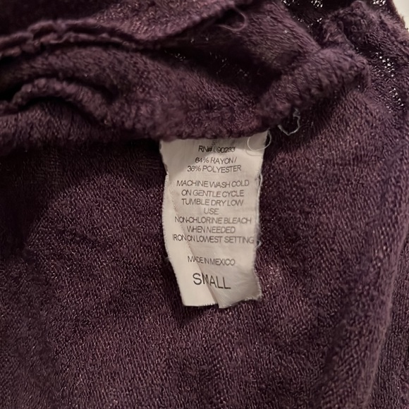 Me to We Purple Pocket T-shirt — Size Small - Picture 5 of 5